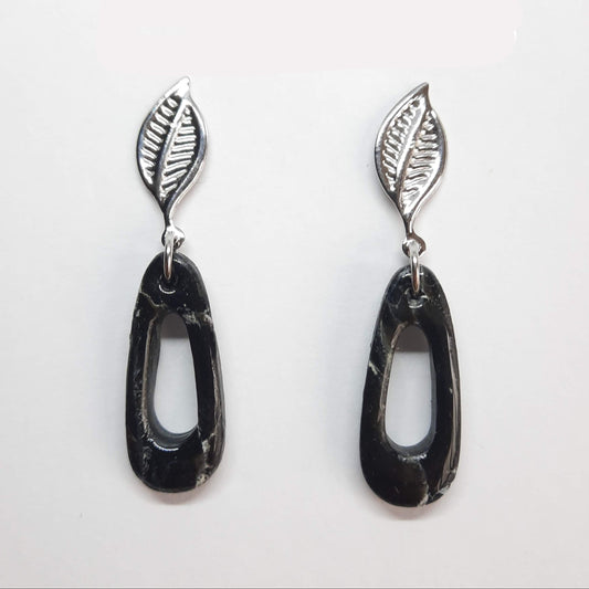 Pendientes Fantasy Pequeño Negro Mármol con Base Acero