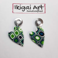 Pendientes Corazón Verde Blanco con Base Acero