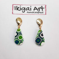 Pendientes Gota Pequeño Verde Blanco con Base Dorada