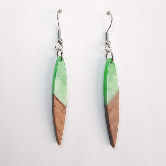 Pendientes Largo Verde Resina y Madera con Gancho