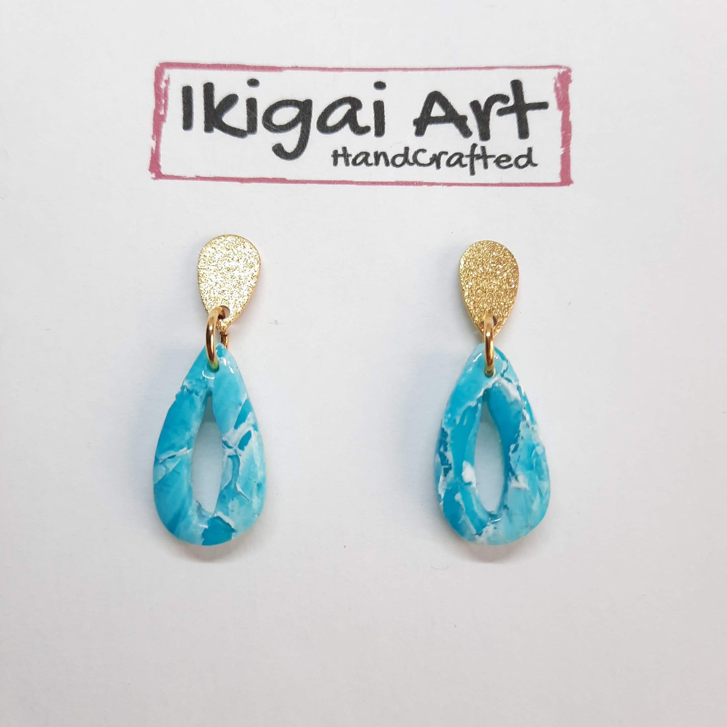 Pendientes Fantasy Aguamarina con Base Dorada