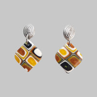 Pendientes Cuadrado Pequeño Amarillo Antiguo con Base Acero
