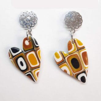 Pendientes Corazón Amarillo Antiguo con Base Acero