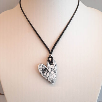 Colgante Corazón Pequeño Blanco Mármol