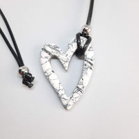 Colgante Corazón Mediano Blanco Mármol