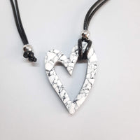 Colgante Corazón Mediano Blanco Mármol
