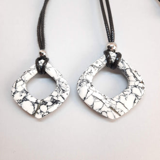 Colgante Abanico Blanco Mármol