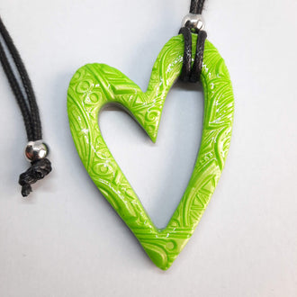 Colgante Corazón Hueco Grande Verde