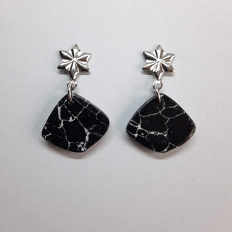 Pendientes Abanico Negro Mármol con Base Acero