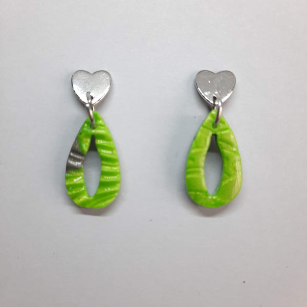 Pendientes Fantasy Verde con Base Acero