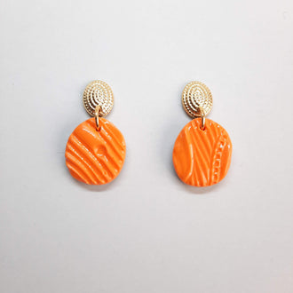Pendientes Ovalado Naranja con Base Dorada