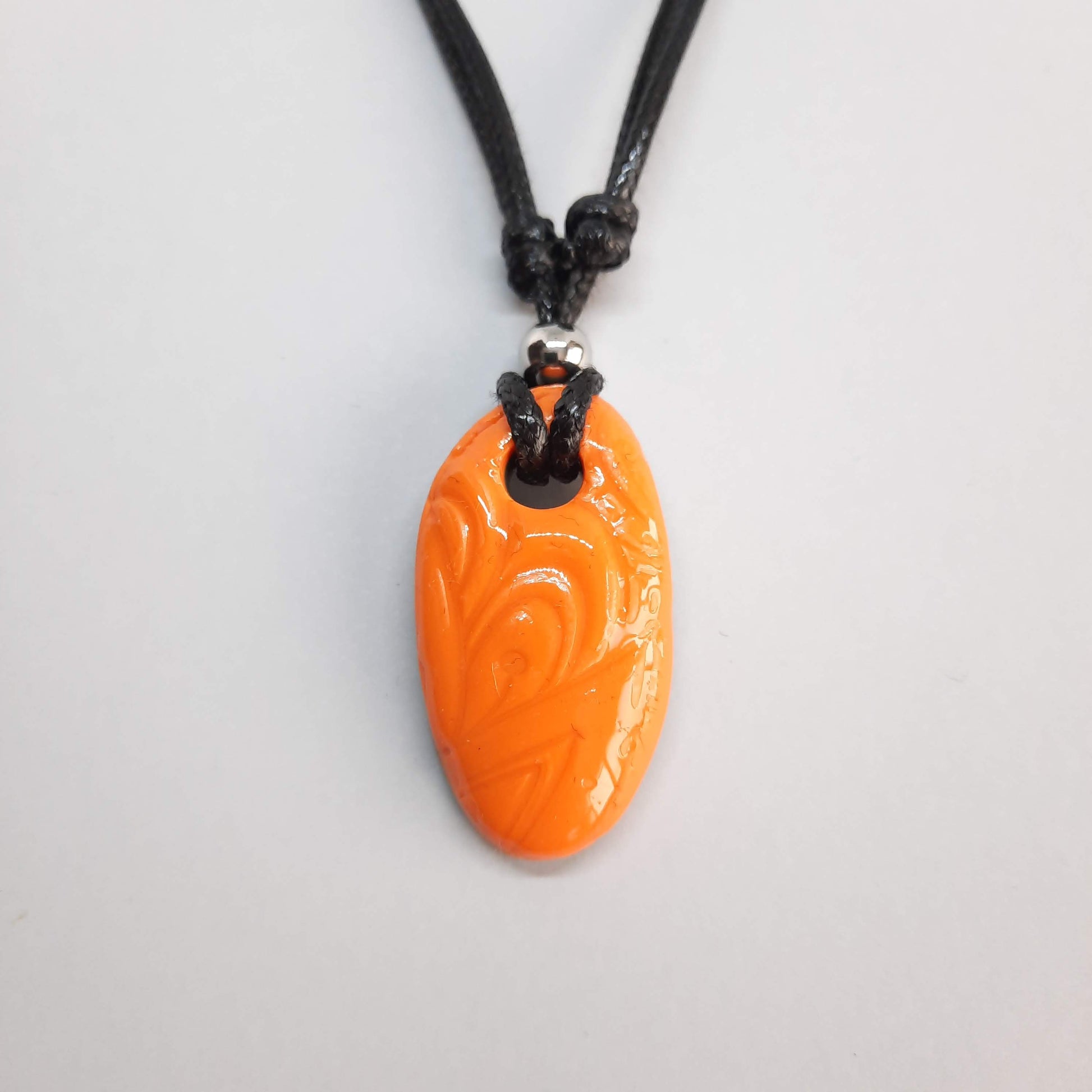 Colgante Ovalado Pequeño Naranja