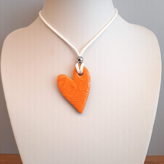 Colgante Corazón Mediano Naranja