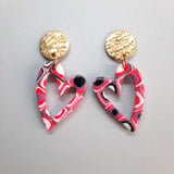 Pendientes Corazón Rosa Verano con Base Dorada