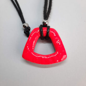 Colgante Trapecio Pequeño Rosa Neon