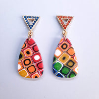 Pendientes Fantasy Arcoíris con Base Dorada y Strass