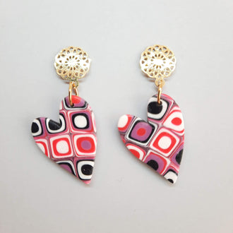 Pendientes Corazón Rosa Verano con Base Dorada