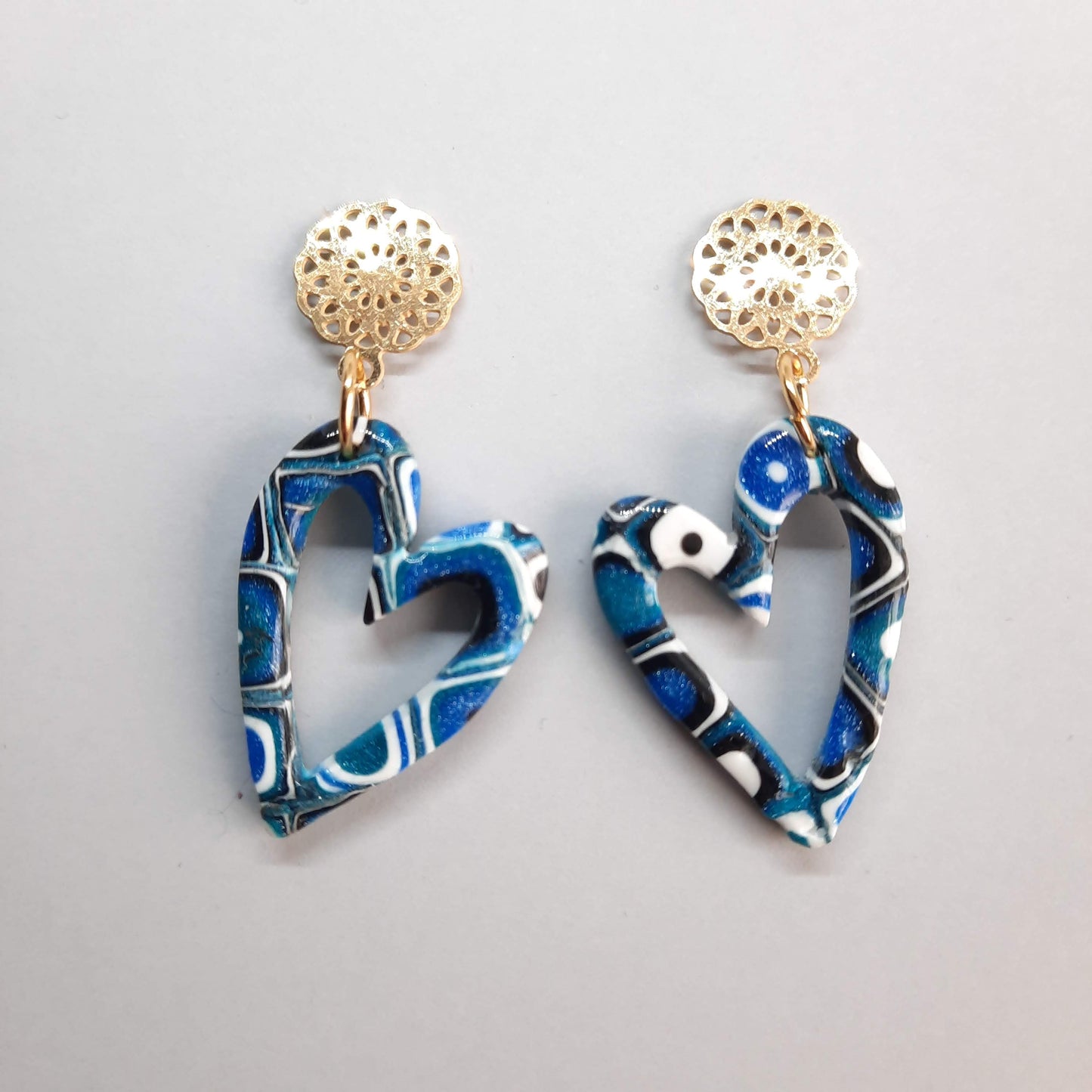 Pendientes Corazón Pasión Azul con Base Dorada