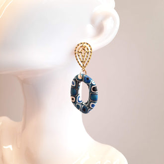 Pendientes Ovalado Pasión Azul con Base Dorada