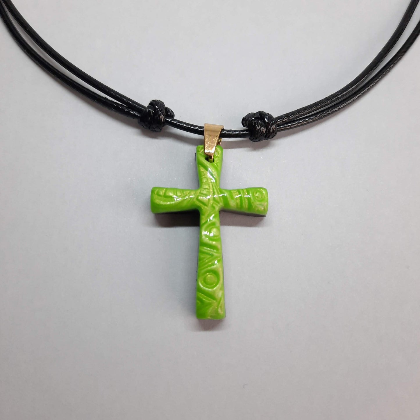 Colgante Cruz Verde Pequeño