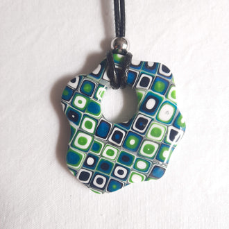 colgante fantasy verde