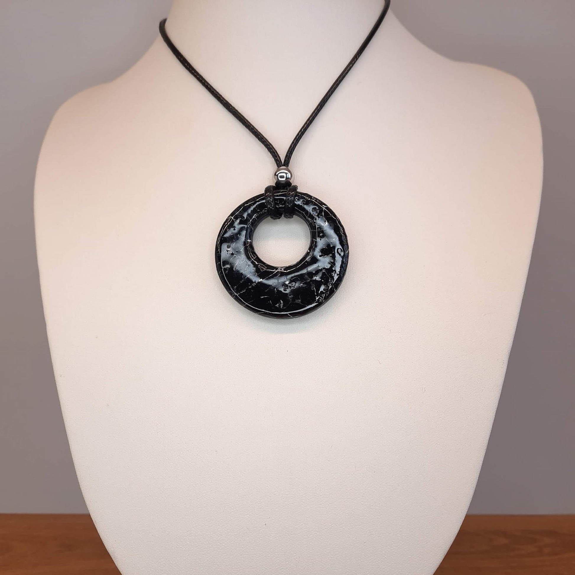 Colgante Círculo Grande Negro Mármol