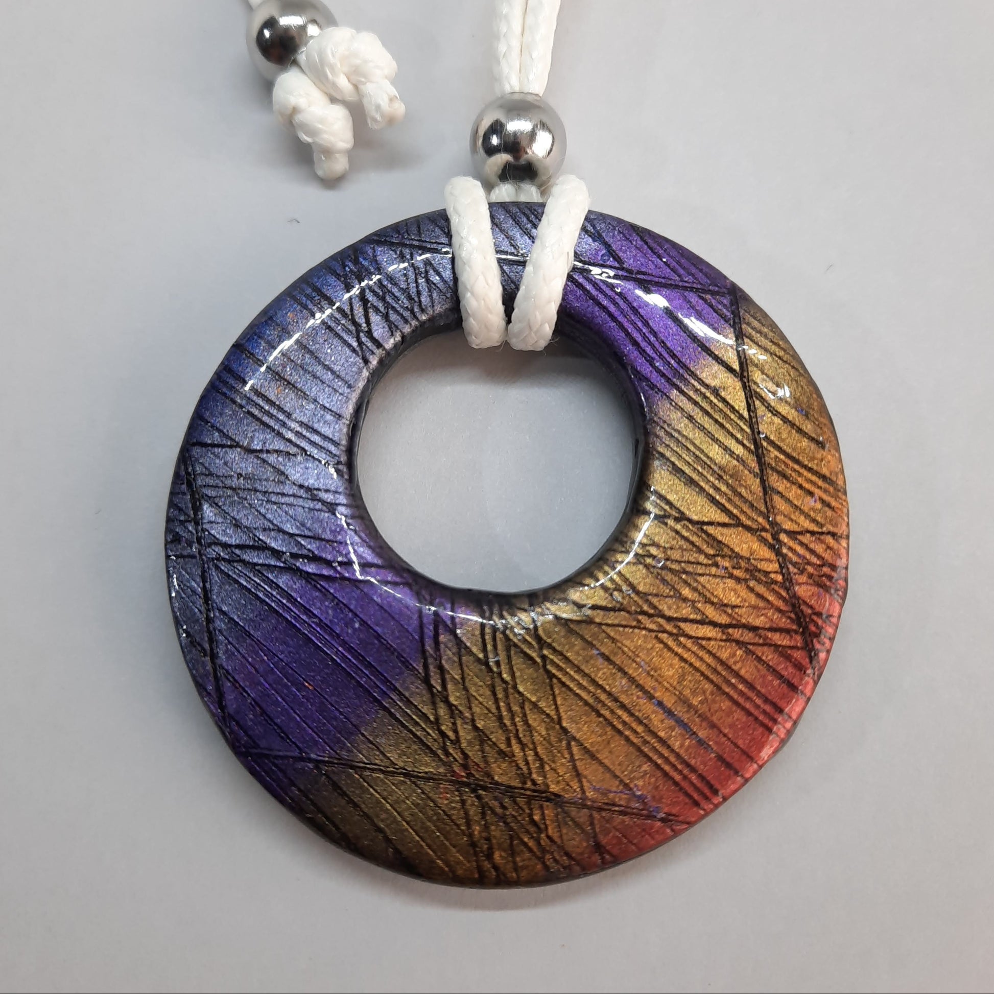 Colgante Circulo Grande XL Labradorita Violeta