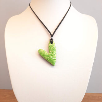 Colgante Corazón Delgado Grande Verde