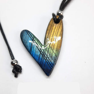 Colgante Corazón Delgado Labradorita Azul