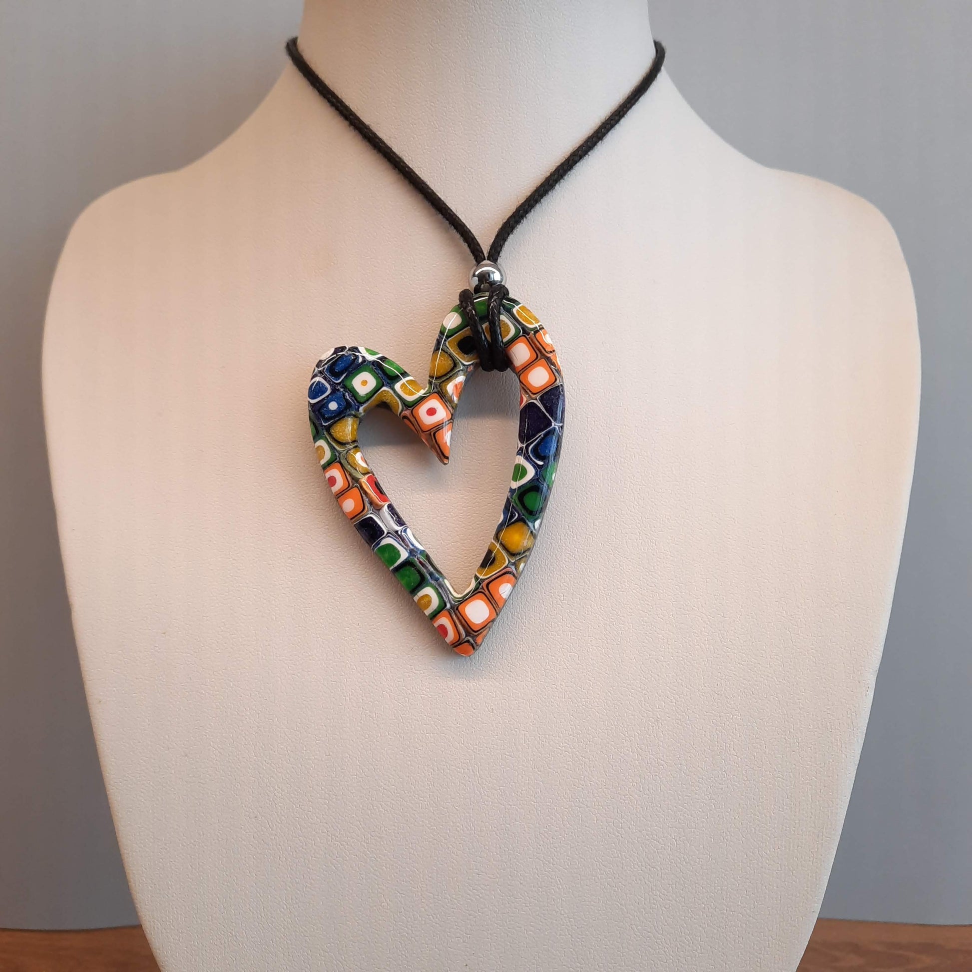 Colgante Corazón Hueco Grande Arcoíris