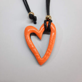 Colgante Corazón Hueco Mediano Naranja