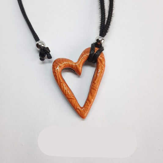 Colgante Corazón Hueco Pequeño Herrumbre