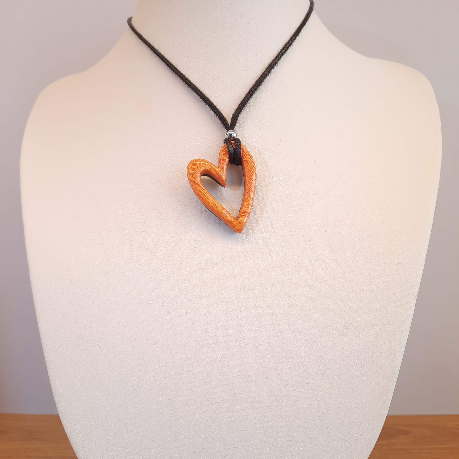 Colgante Corazón Hueco Pequeño Herrumbre