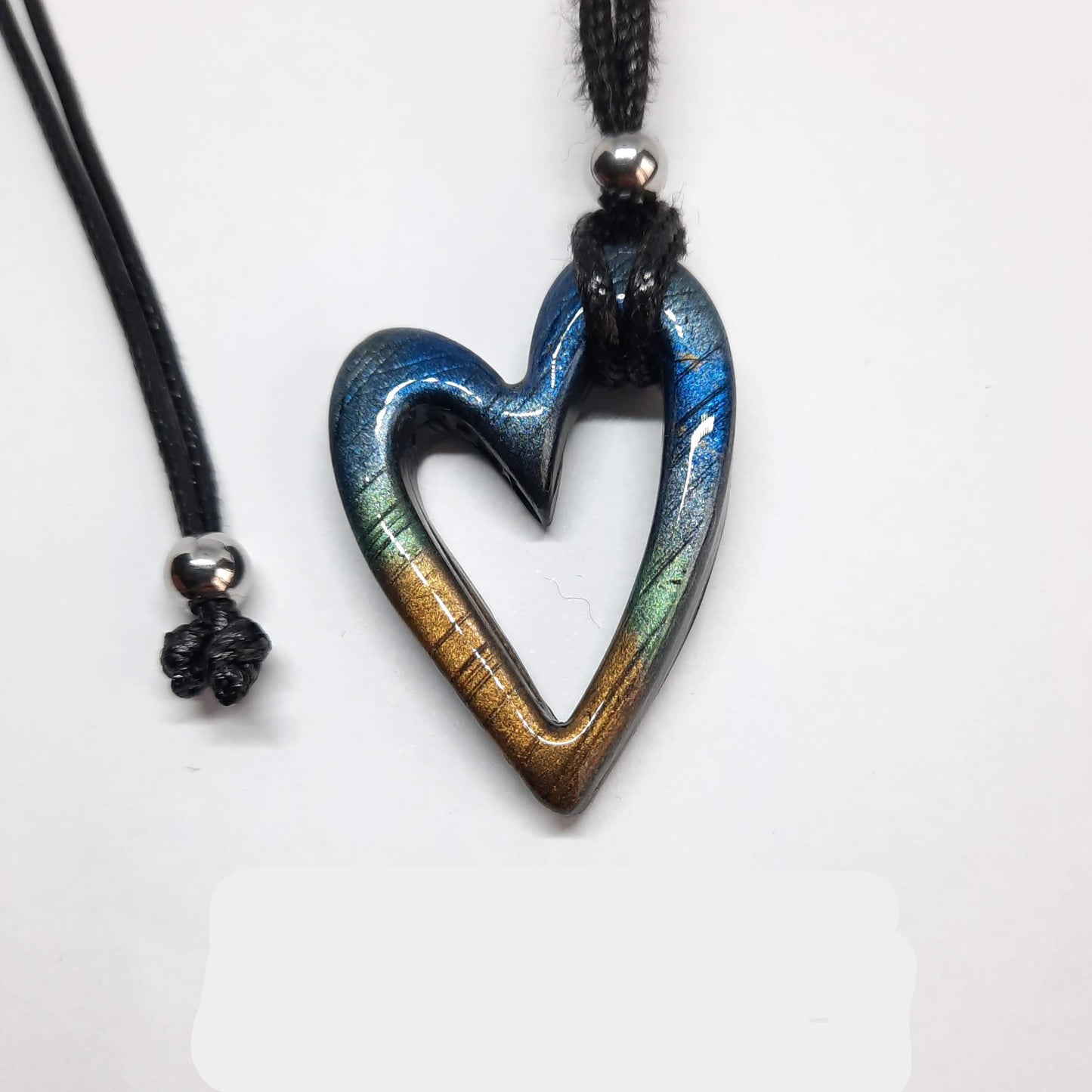 Colgante Corazón Hueco Pequeño Labradorita Azul