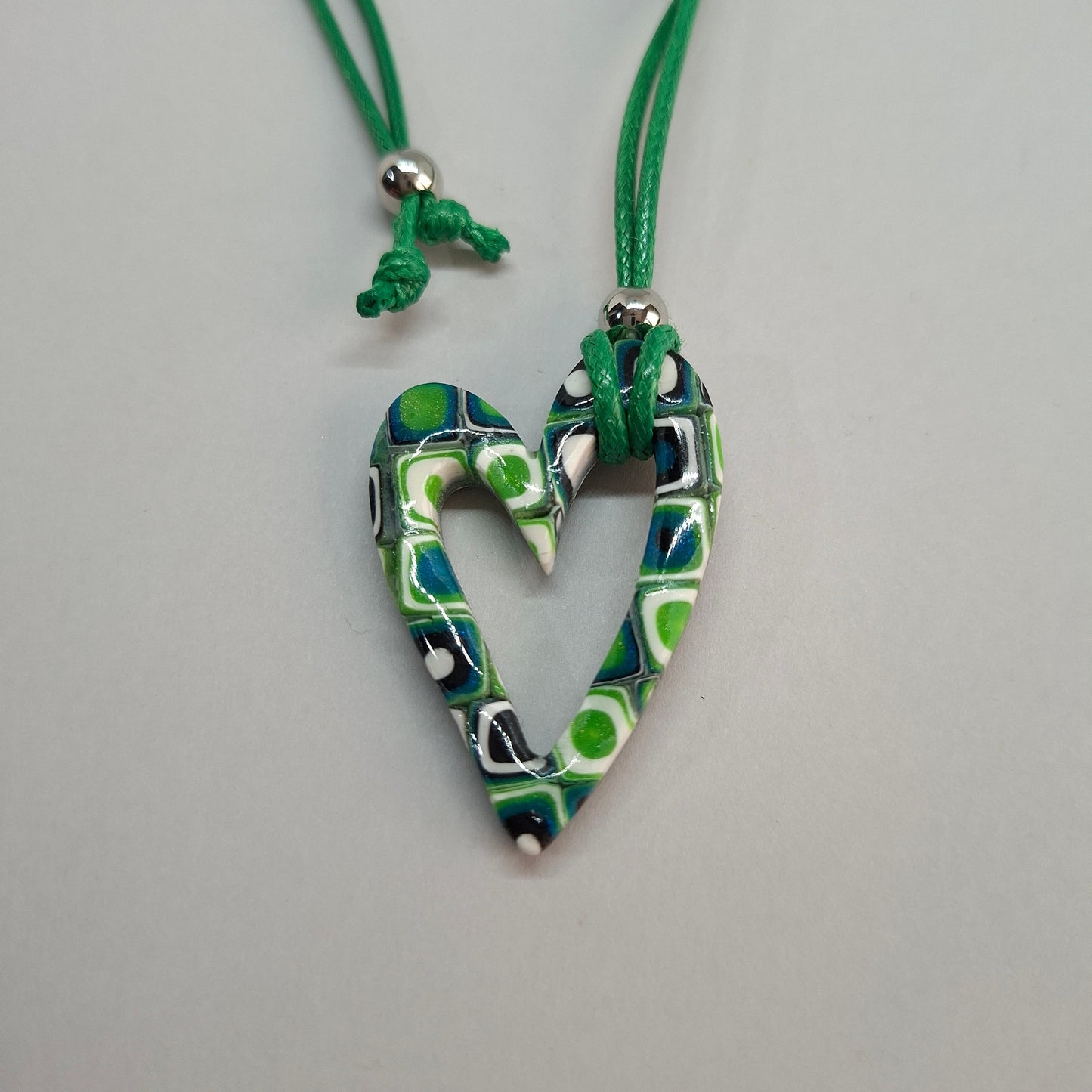 Colgante Corazón Hueco Pequeño Mosaico Verde