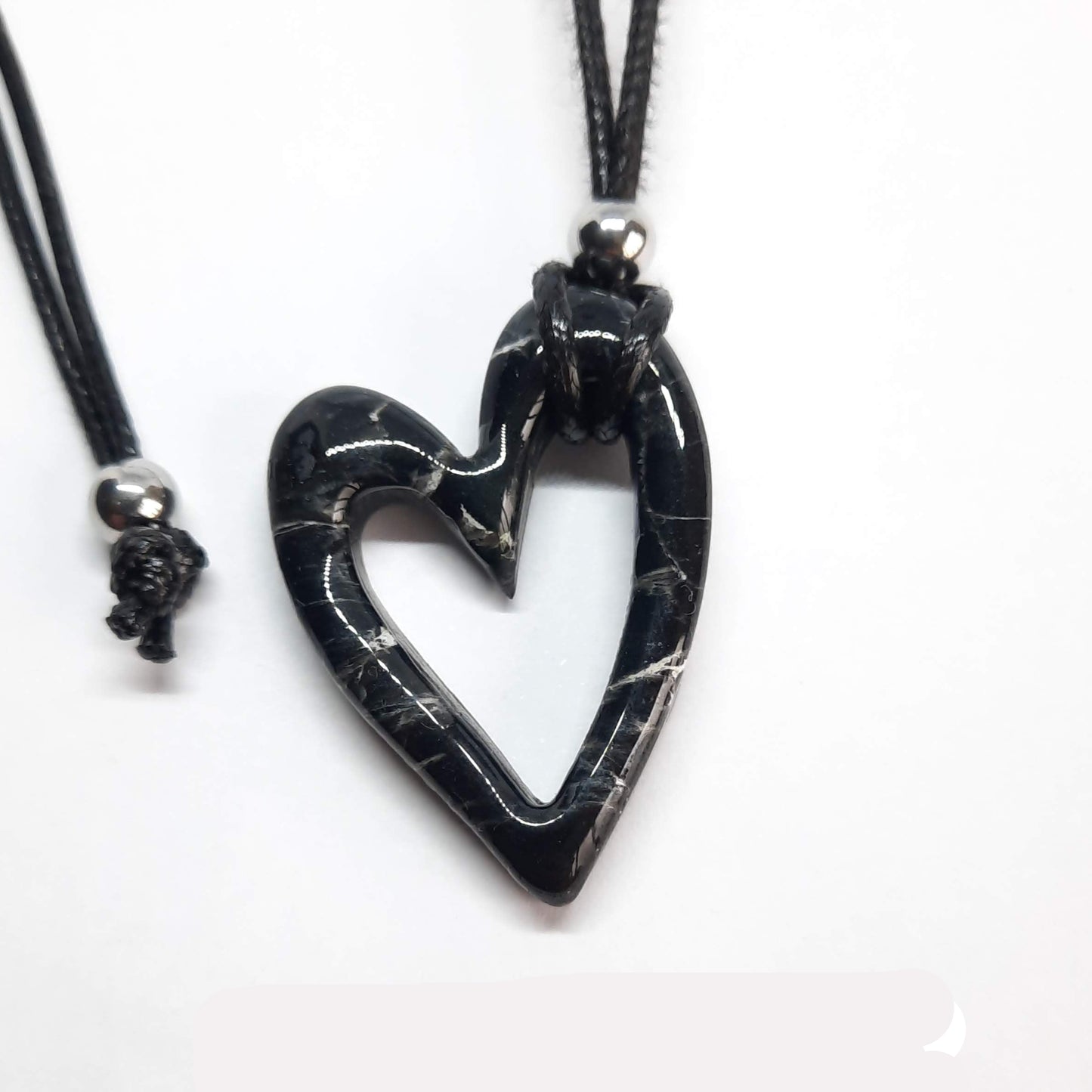 Colgante Corazón Hueco Pequeño Negro Mármol