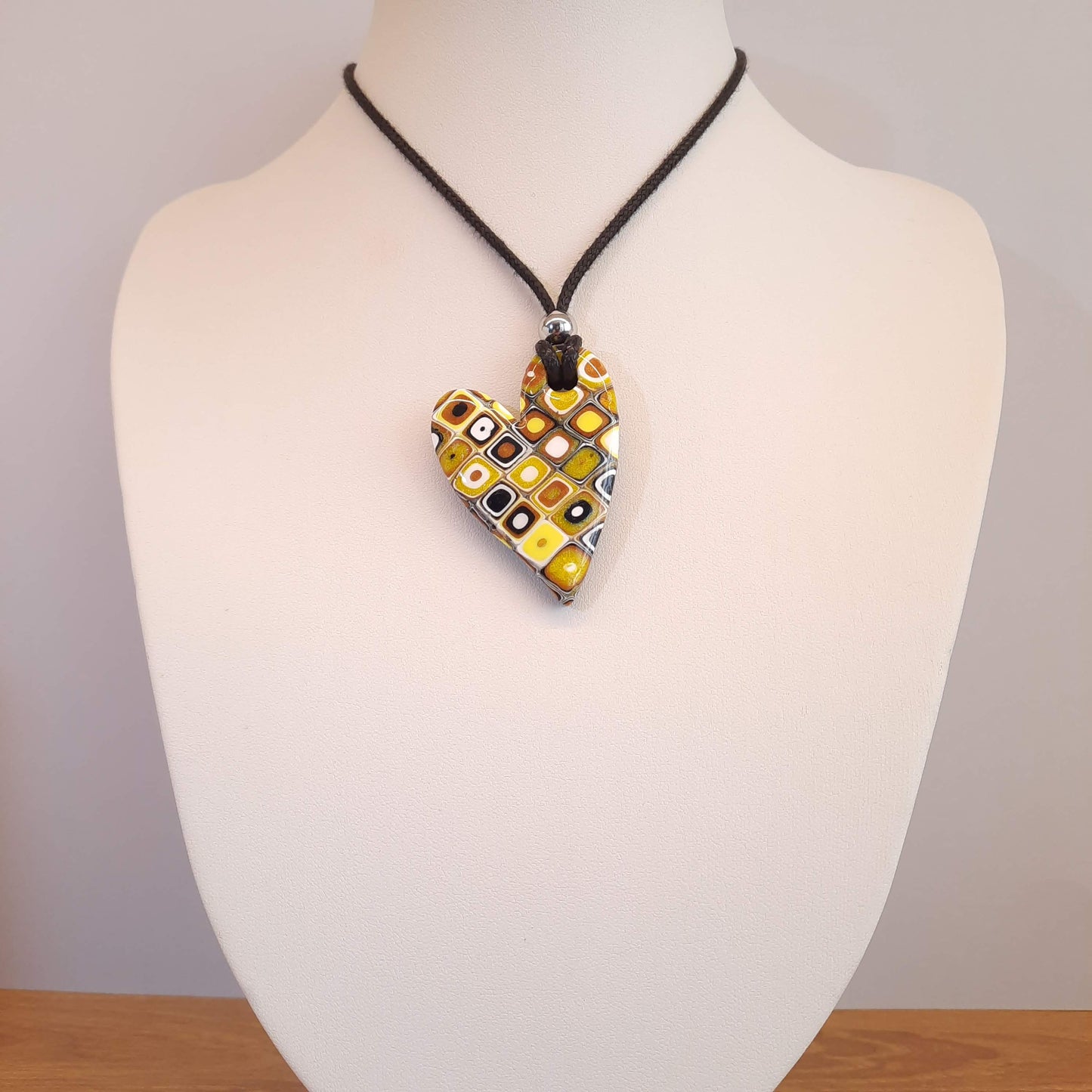 Colgante Corazón Pleno Mediano Amarillo Antiguo