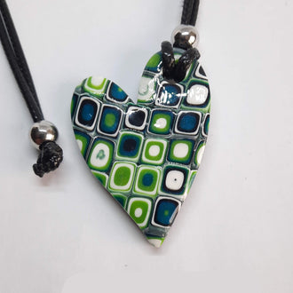 Colgante Corazón Pleno Mediano Verde Blanco