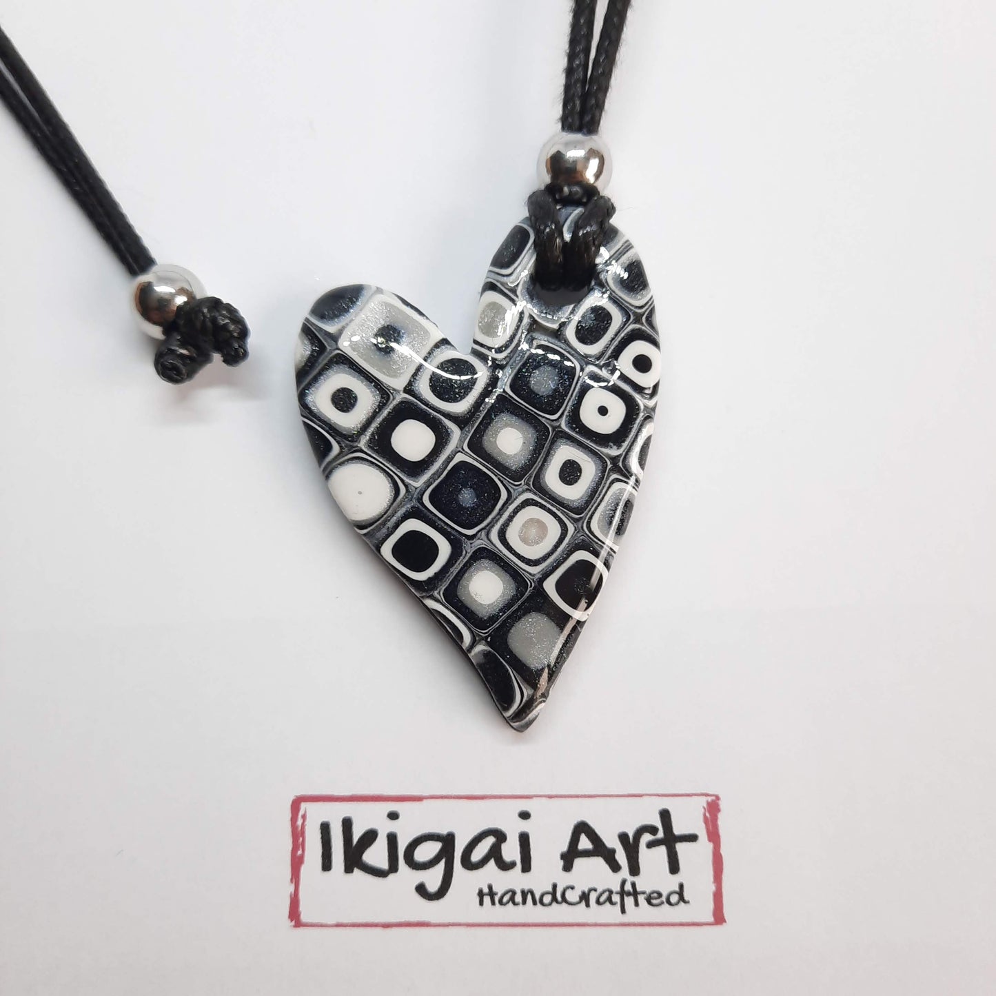 Colgante Corazón Pleno Negro Blanco
