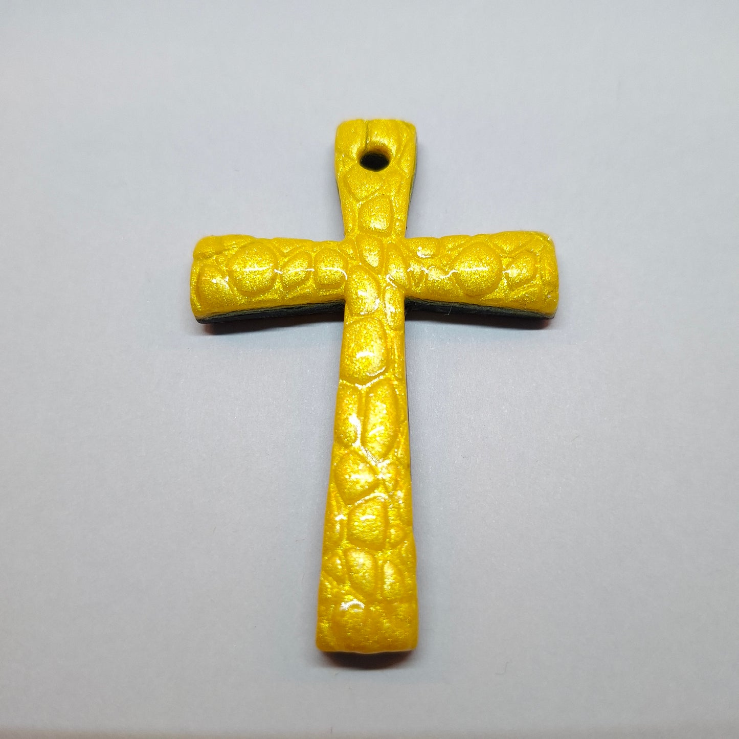Colgante Cruz Amarillo