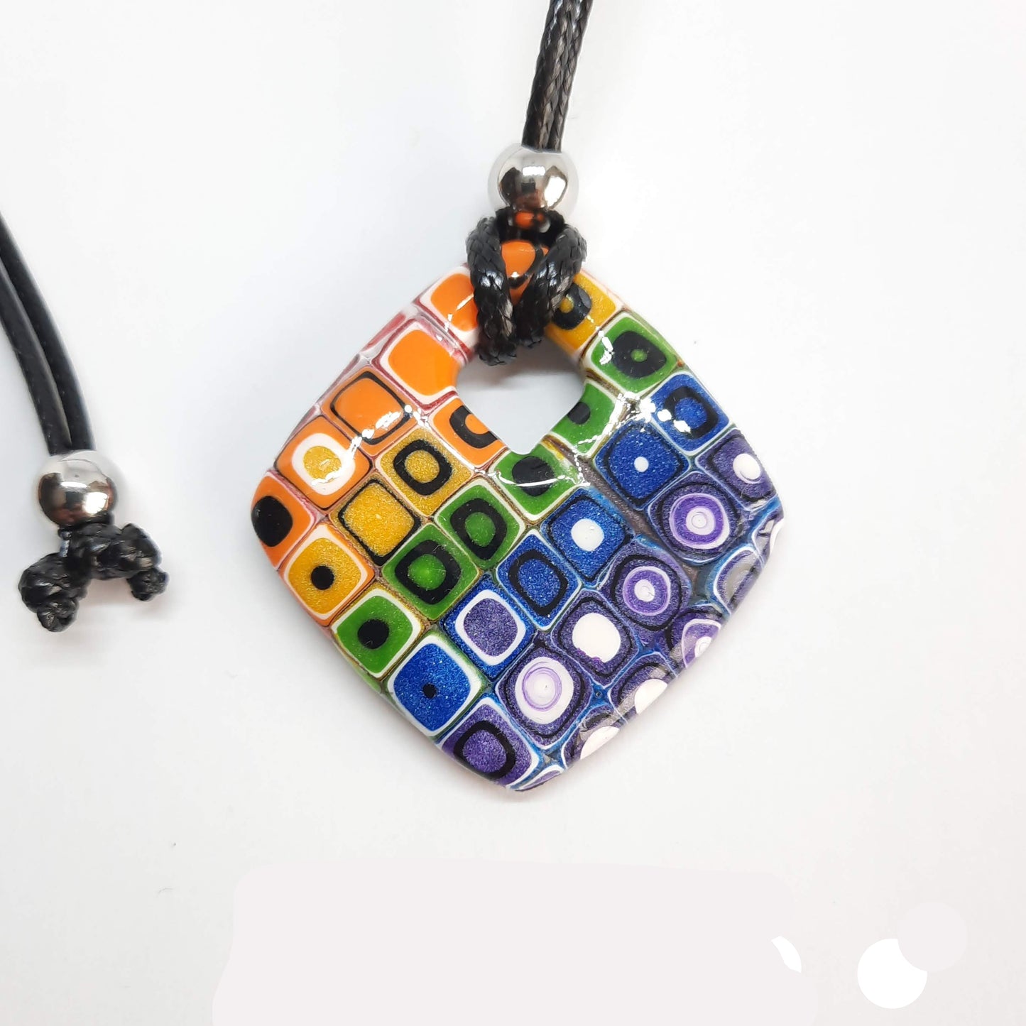 Colgante Cuadrado Mediano Arcoíris