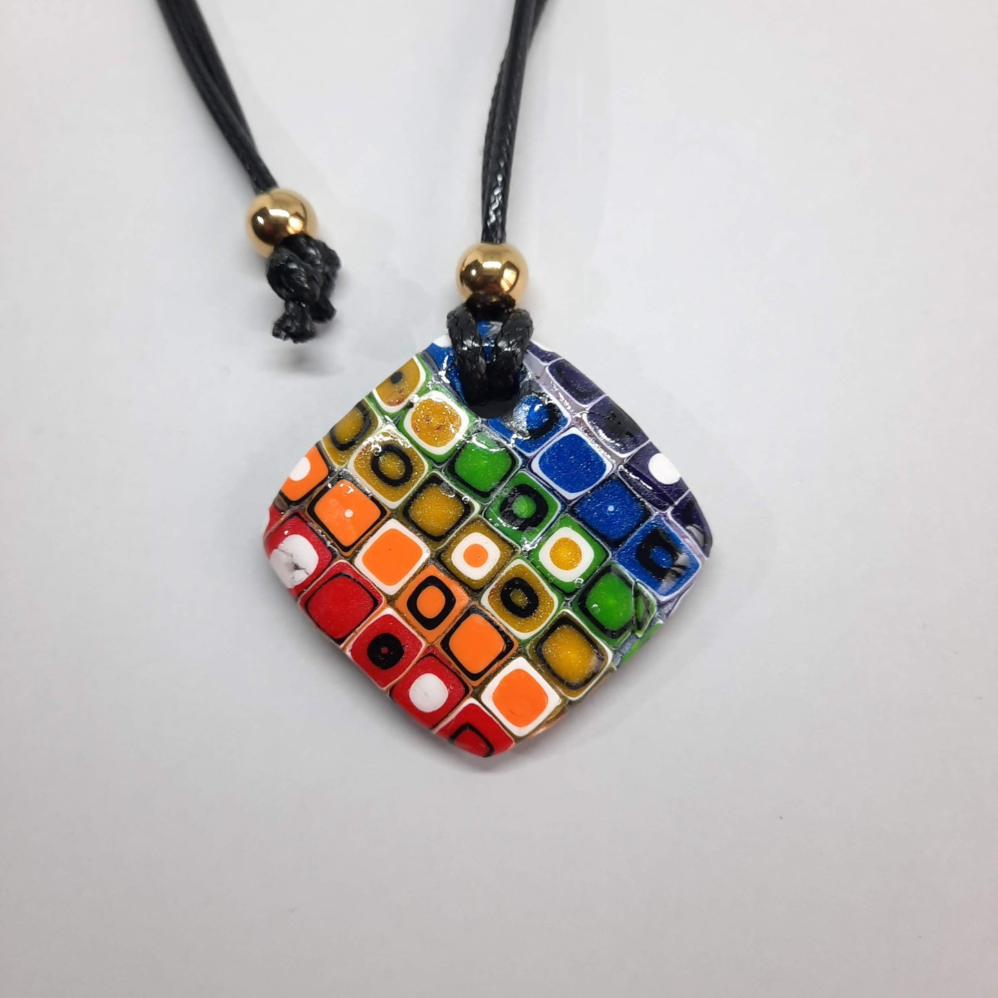 Colgante Cuadrado Mediano Arcoíris