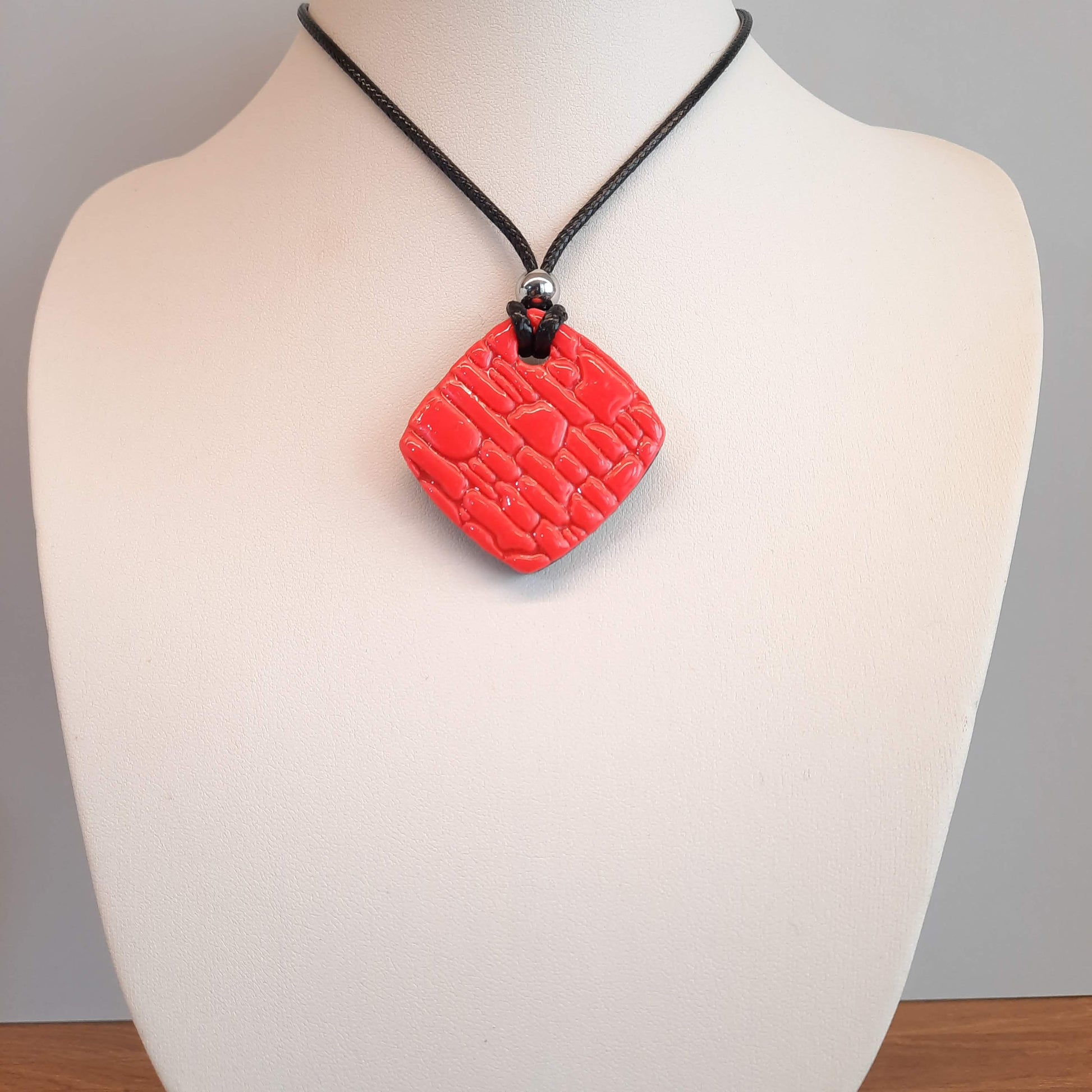 Colgante Cuadrado Rosa Neon