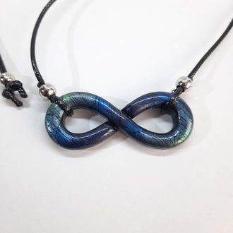 Colgante Infinito Horizontal Labradorita Azul