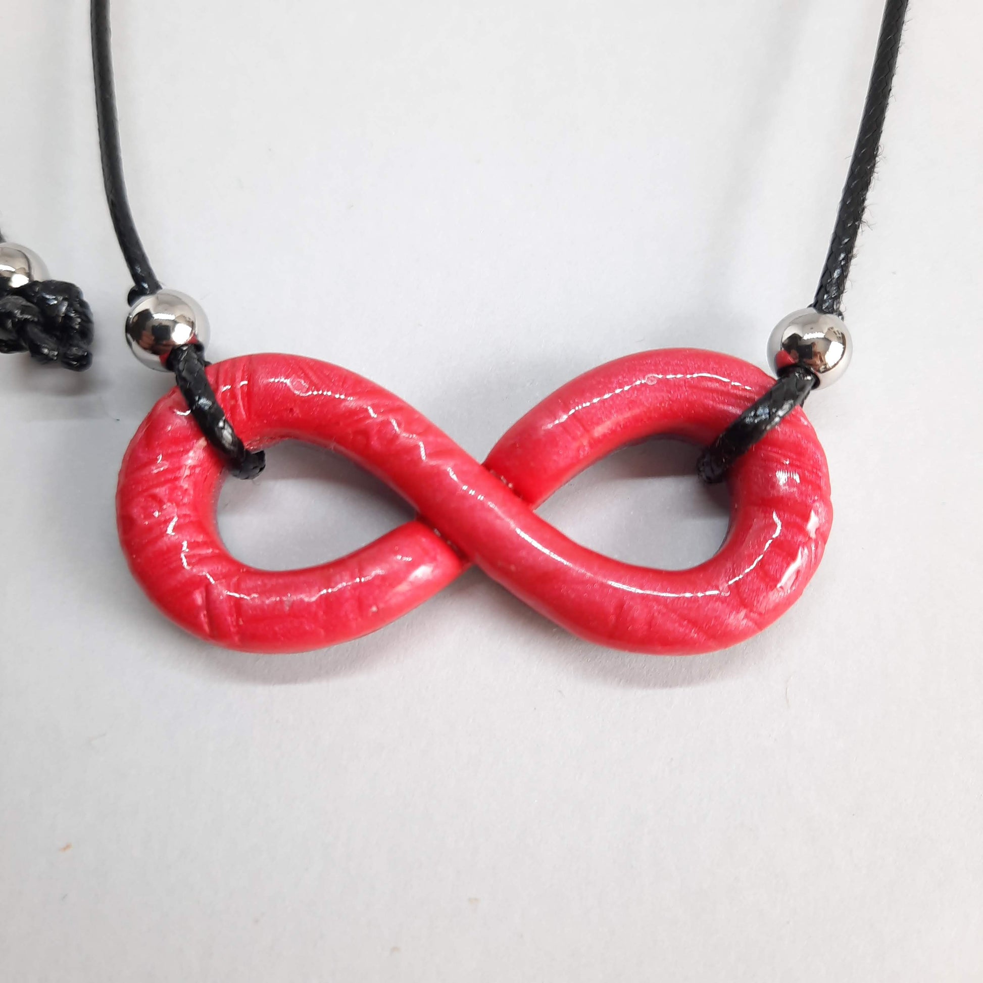 Colgante Infinito Rojo