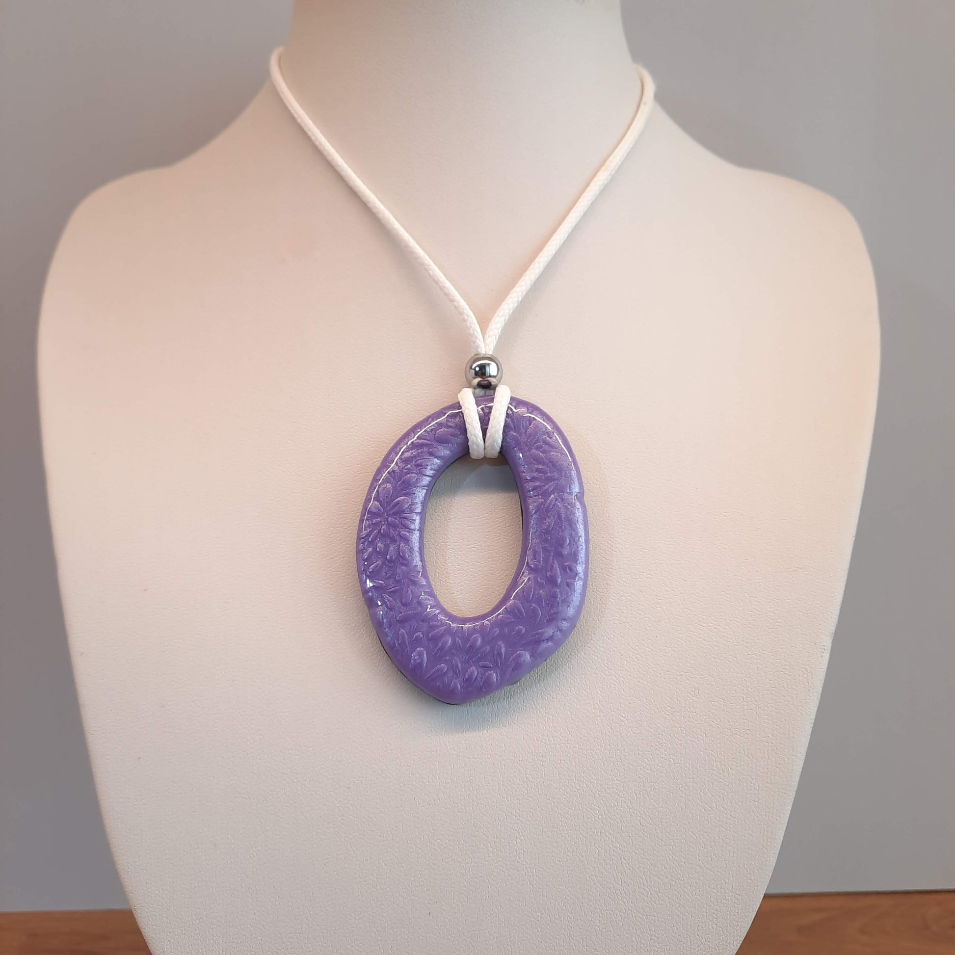Colgante Ovalado Lila