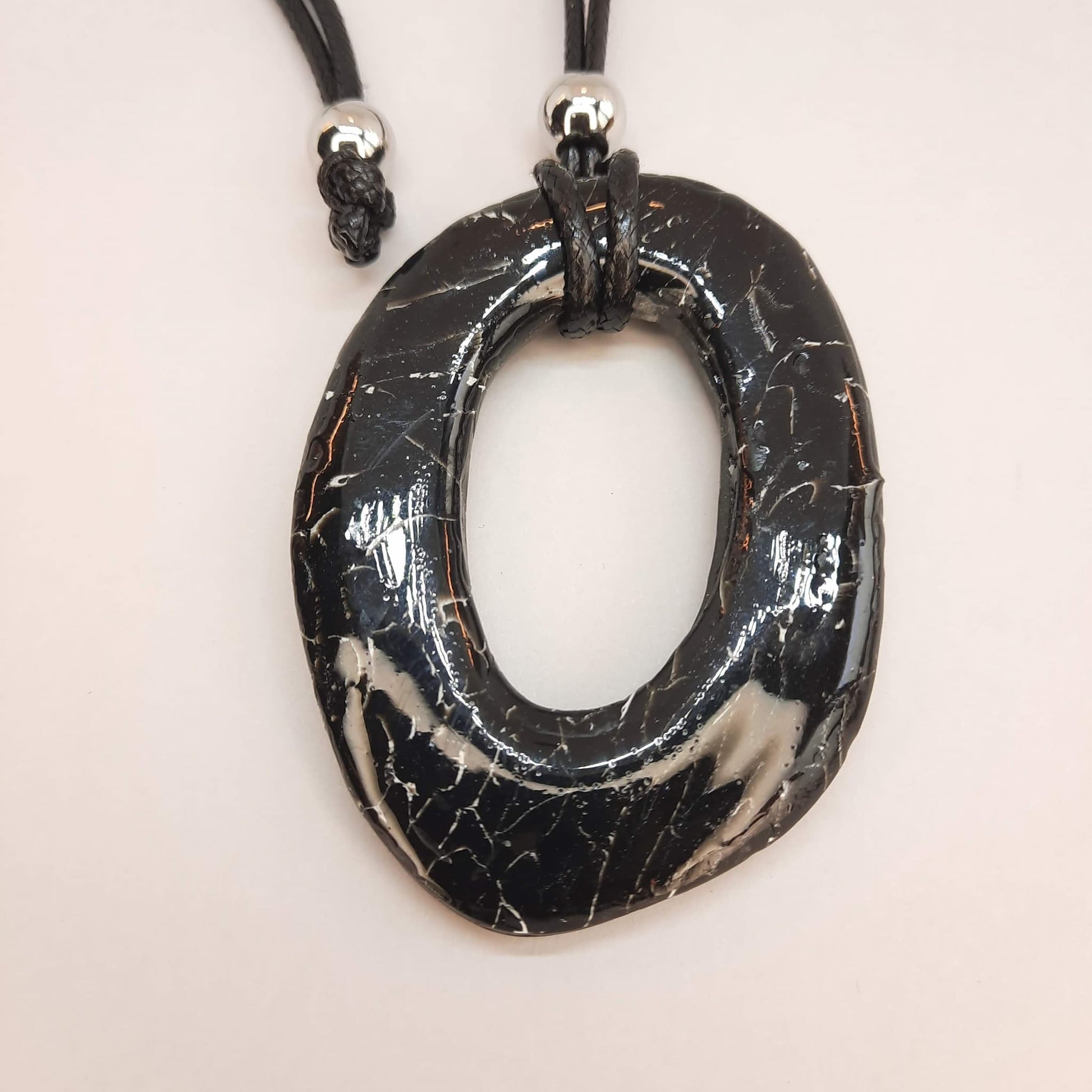 Colgante Ovalado Negro Mármol