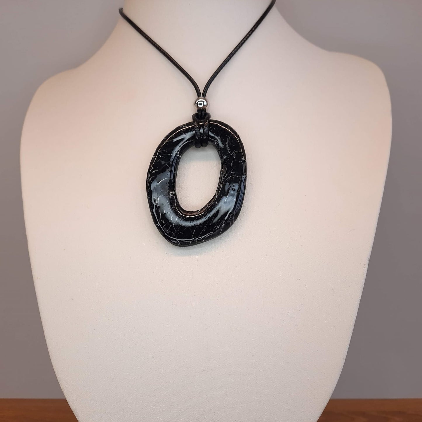 Colgante Ovalado Negro Mármol