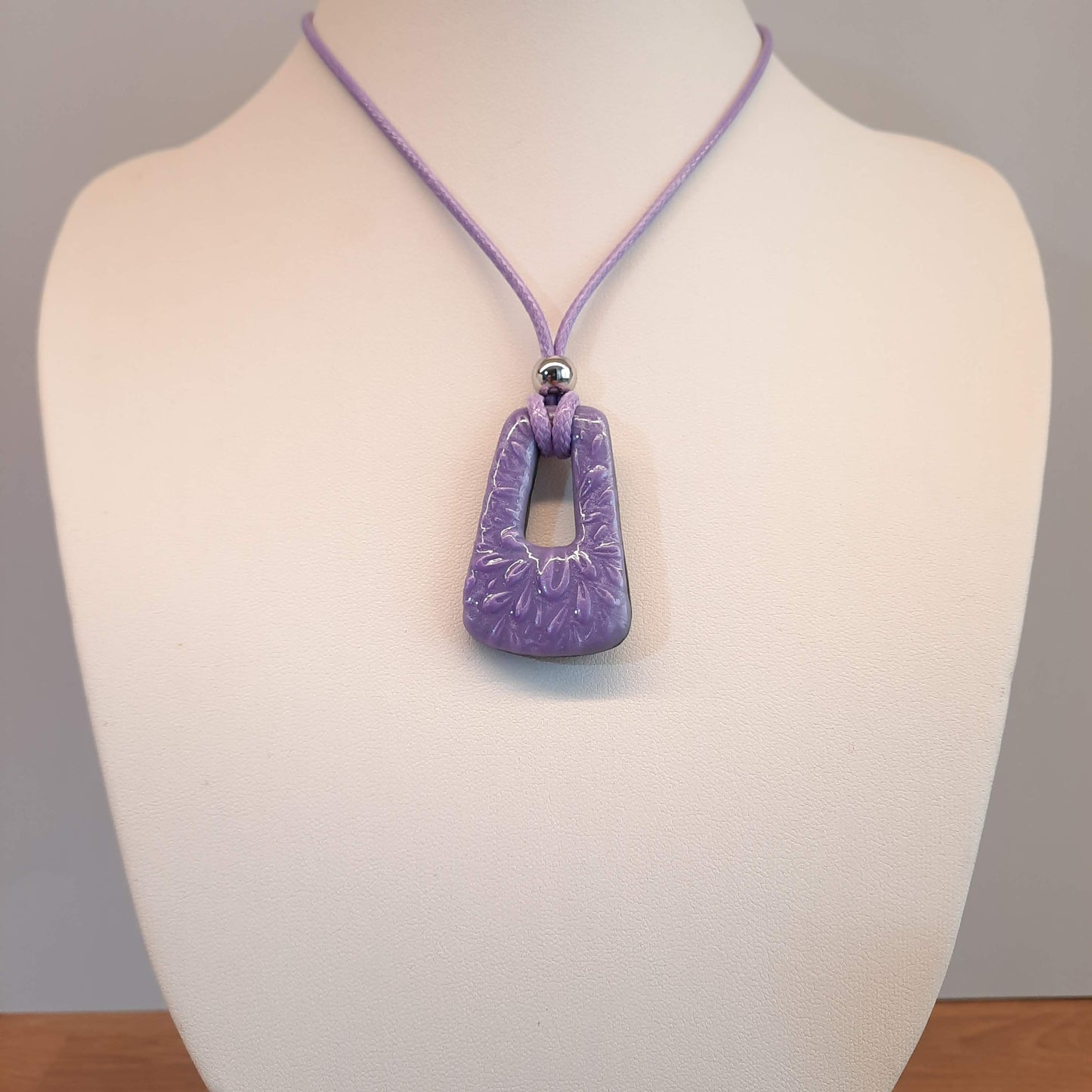 Colgante Trapecio Mediano Lila