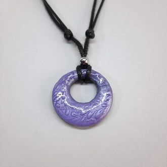 Gargantilla Con Colgante Círculo Lila